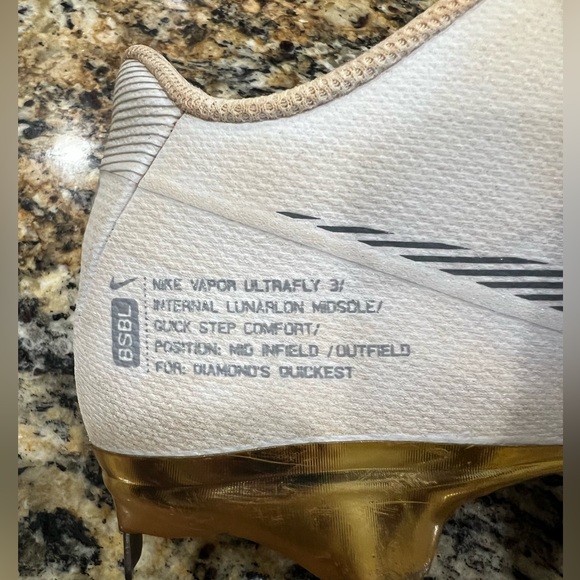 White and Gold Nike Vapor ultrafly 3 baseball metal spikes Size 8 - Picture 8 of 8